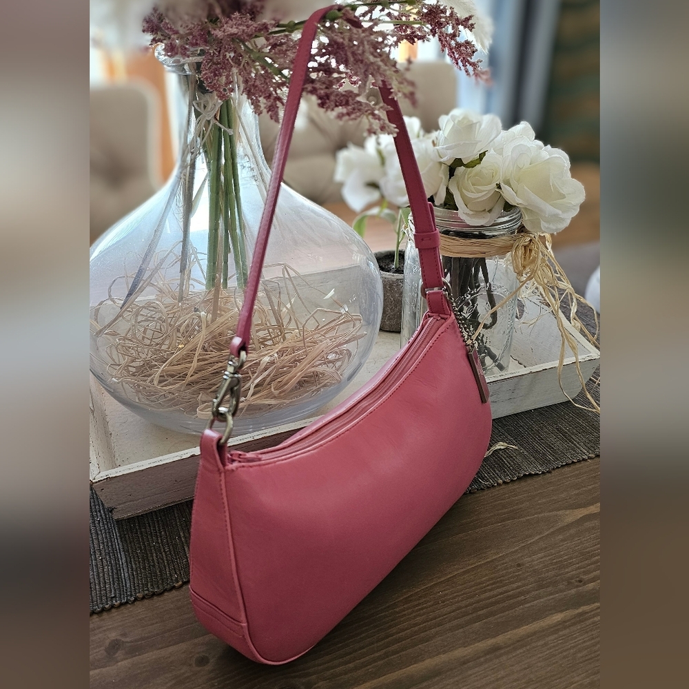Vintage Coach Pearlized Nappa Leather Demi Shoulder Bag 8167 ( Pink ) - Picture 3 of 15